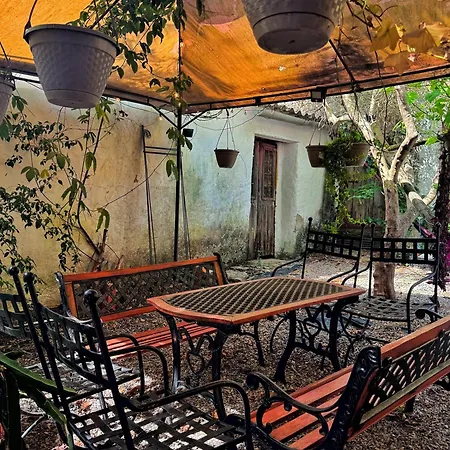 Bell Tent Lovers By Casa Artes *